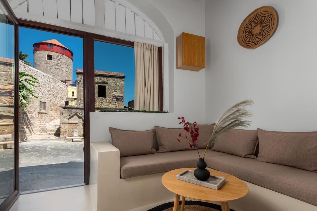 Voyaz Boutique Apartments & Suites -Old Town Rhodes City エクステリア 写真