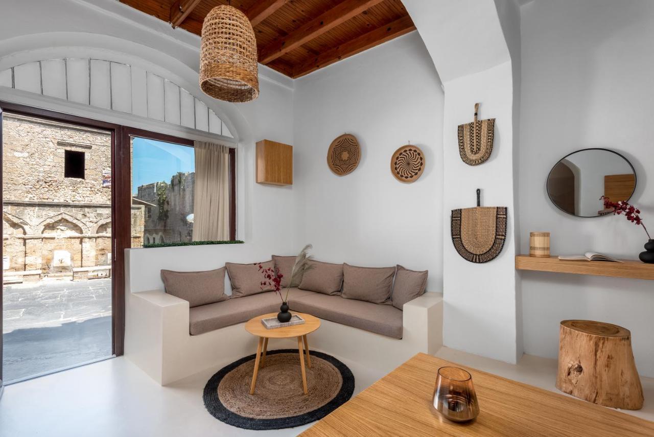 Voyaz Boutique Apartments & Suites -Old Town Rhodes City エクステリア 写真
