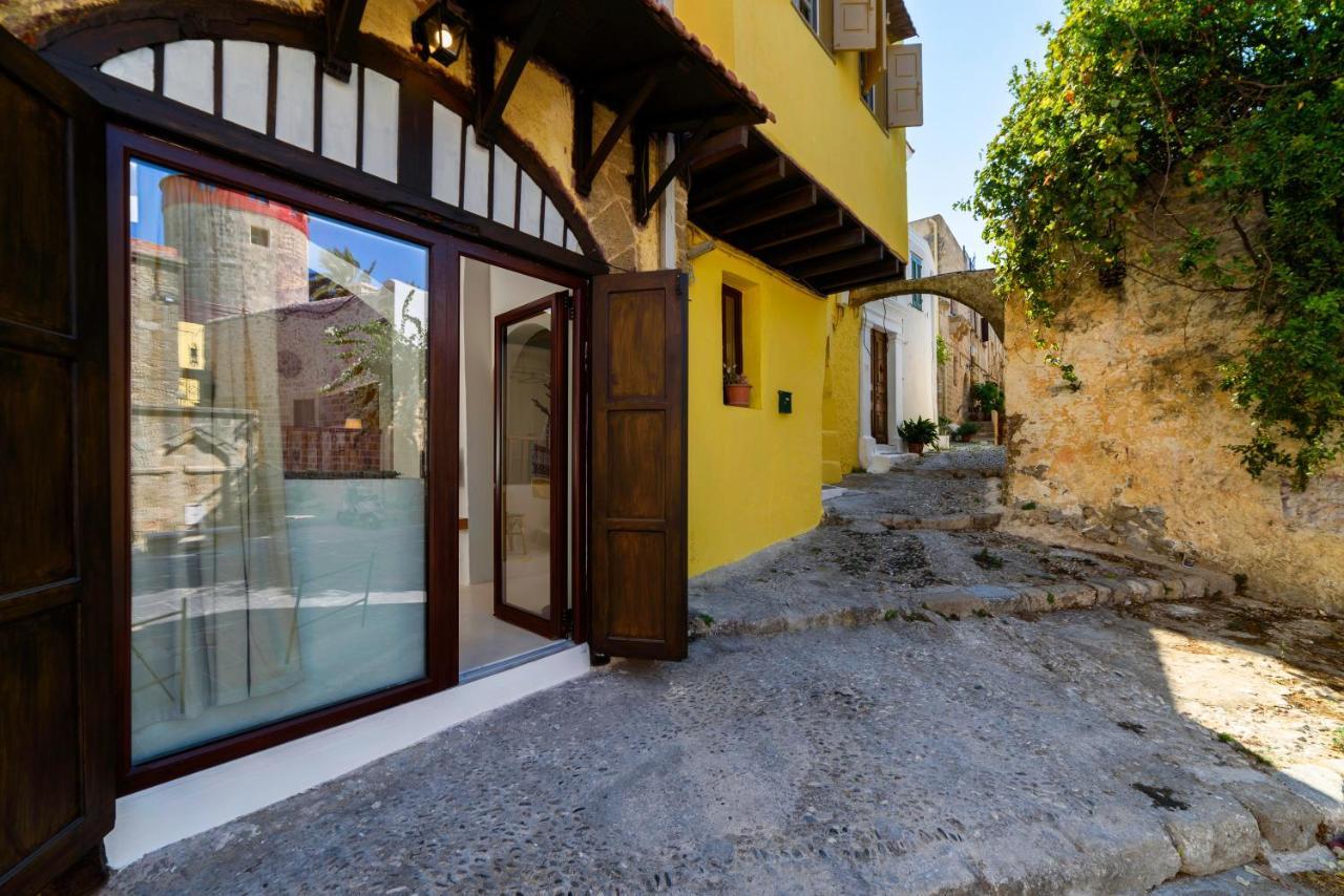 Voyaz Boutique Apartments & Suites -Old Town Rhodes City エクステリア 写真